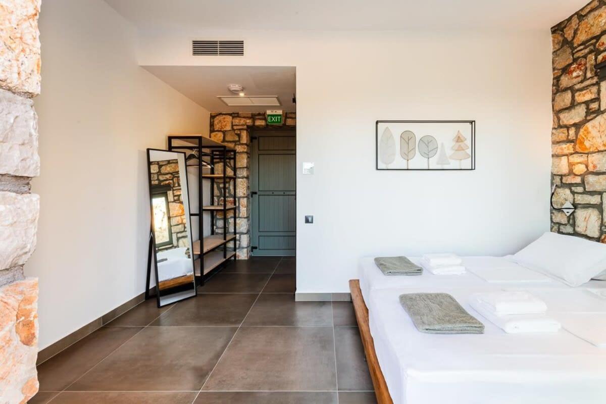 Gerakada Exclusive-Seaview Villa With Private Pool Короні Екстер'єр фото